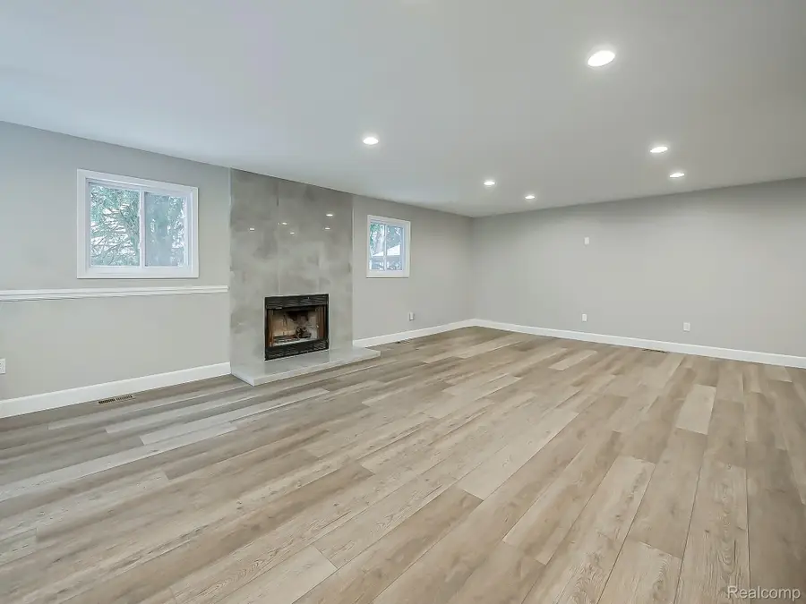 28139 Greening Street, Farmington, MI 48334 - Image #2
