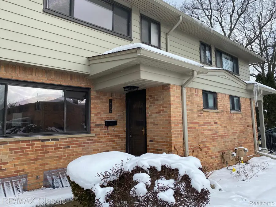 112 E Hickory Grove Road, Bloomfield Hills, MI 48304 - #2