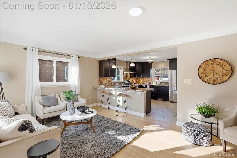 226 W La Salle Avenue, Royal Oak, MI 48073 - Image #3