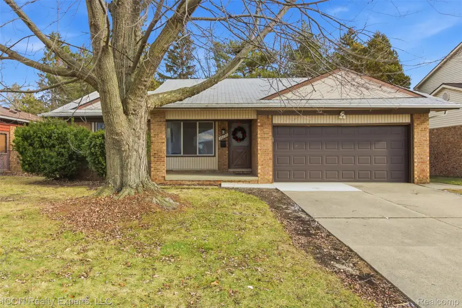 28230 Armanda Drive, Warren, MI 48088 - Image #3