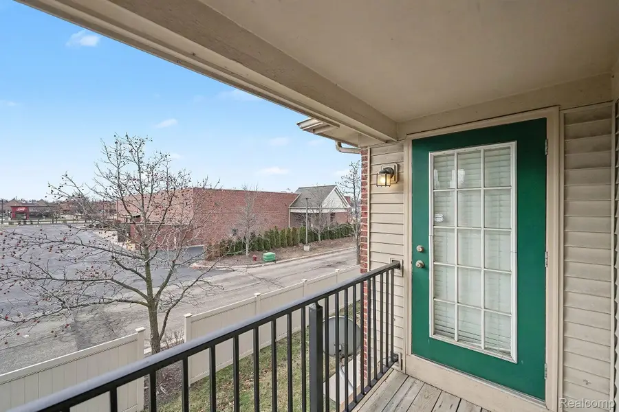 11712 Farmington Road, Livonia, MI 48150 - Image #2