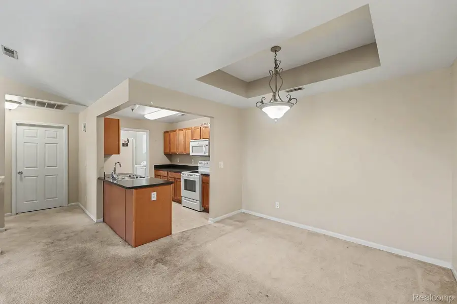 11712 Farmington Road, Livonia, MI 48150 - Image #3