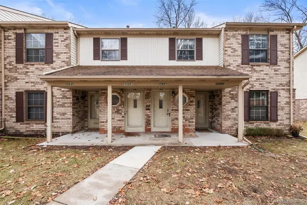 35857 Hunter Avenue, Westland, MI 48185