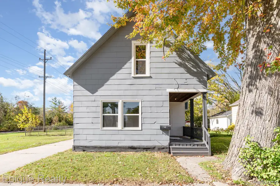819 Grove Street, Saginaw, MI 48602 - Image #2