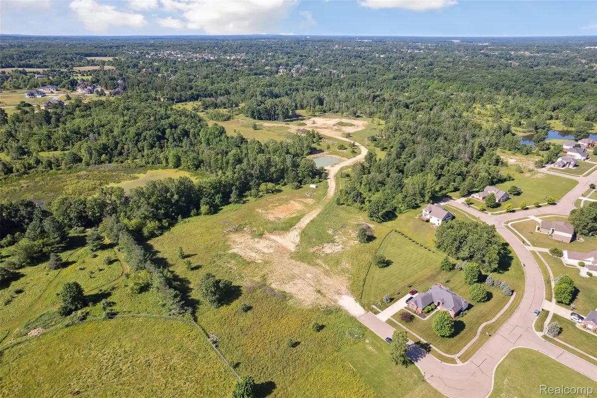 38 VL Youness, Grandblanc, MI 44839 - #1