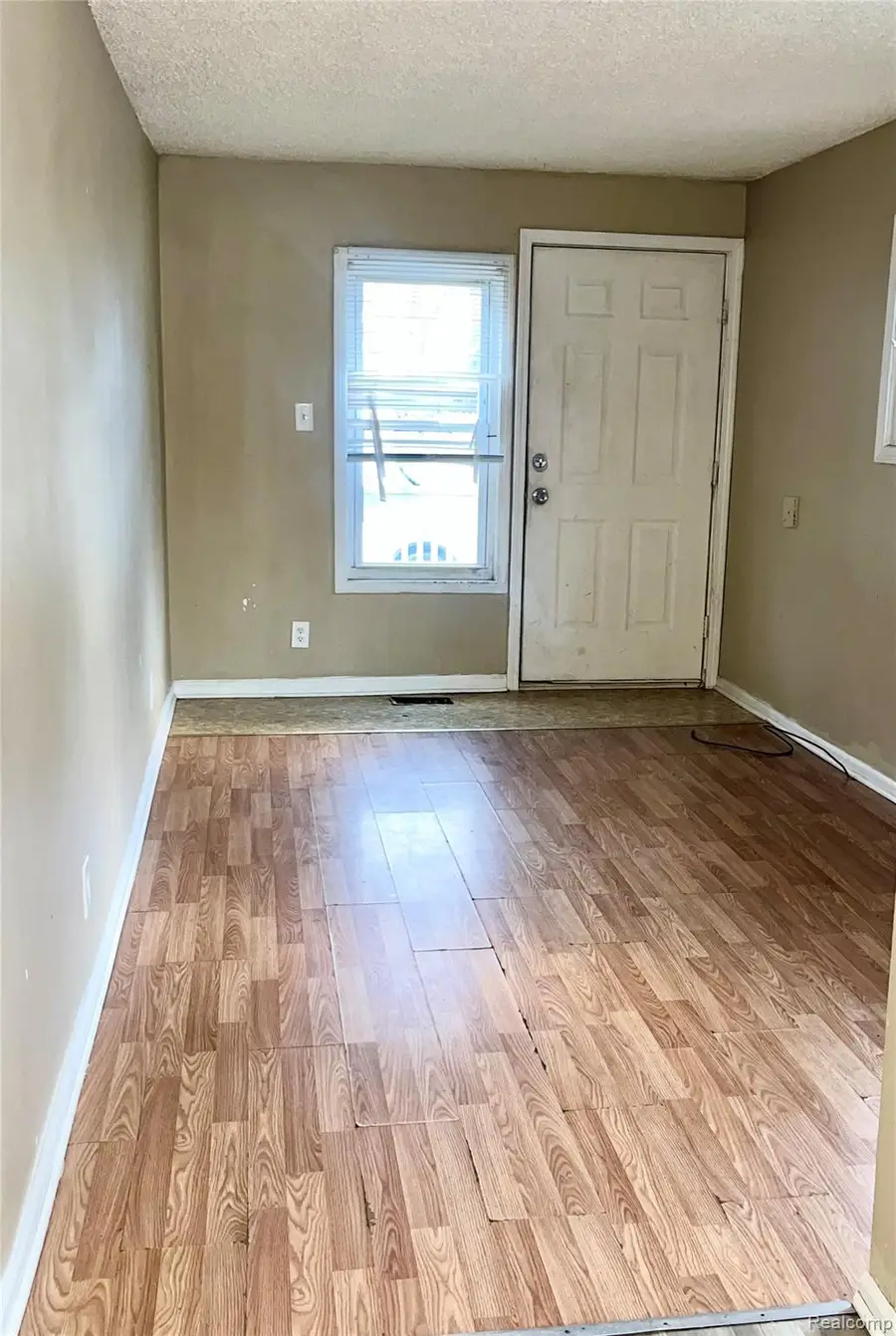 636 Partridge Street, Flint, MI 48503 - Image #2