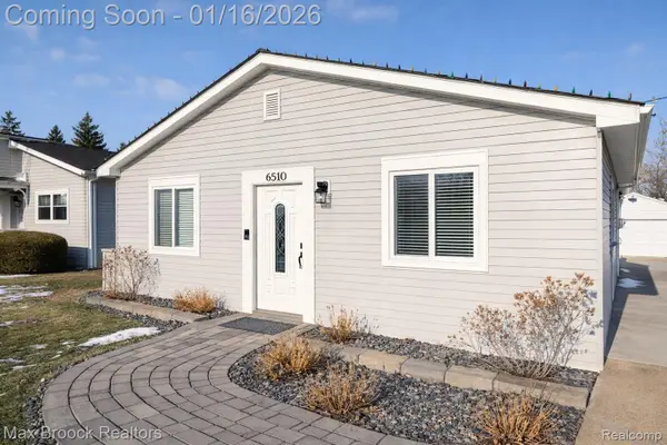 6510 Saline Drive, Waterford, MI 48329