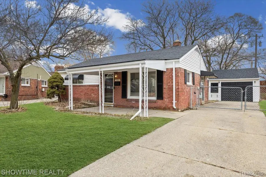 26510 Barnes Street, Roseville, MI 48066 - Image #2