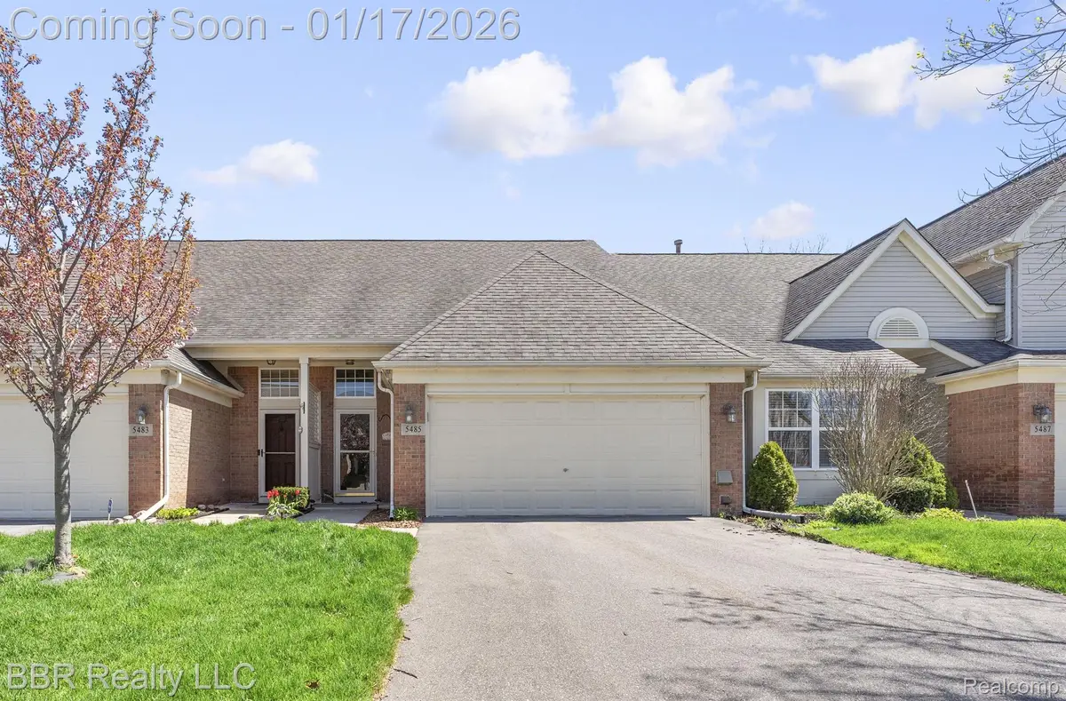 5485 Greenway Drive #81, Trenton, MI 48183 - Image #1