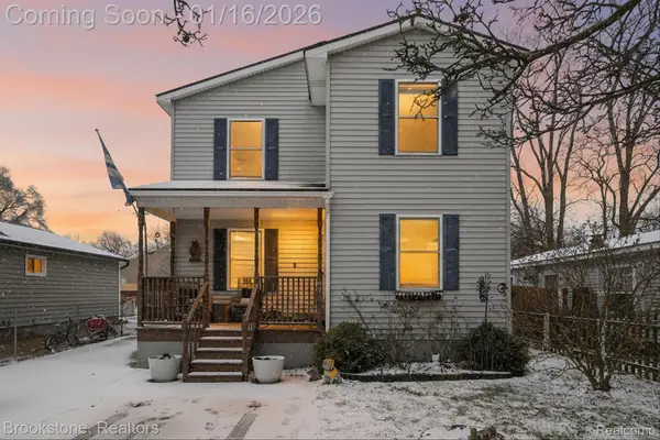 875 Adelaide Drive, WolverineLake, MI 48390