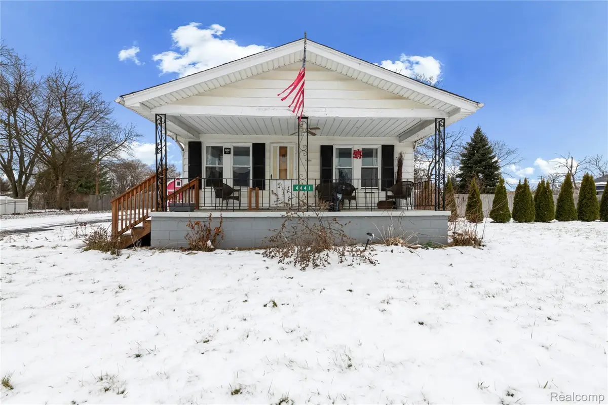 4841 Kempf Street, Waterford, MI 48329 - Image #1