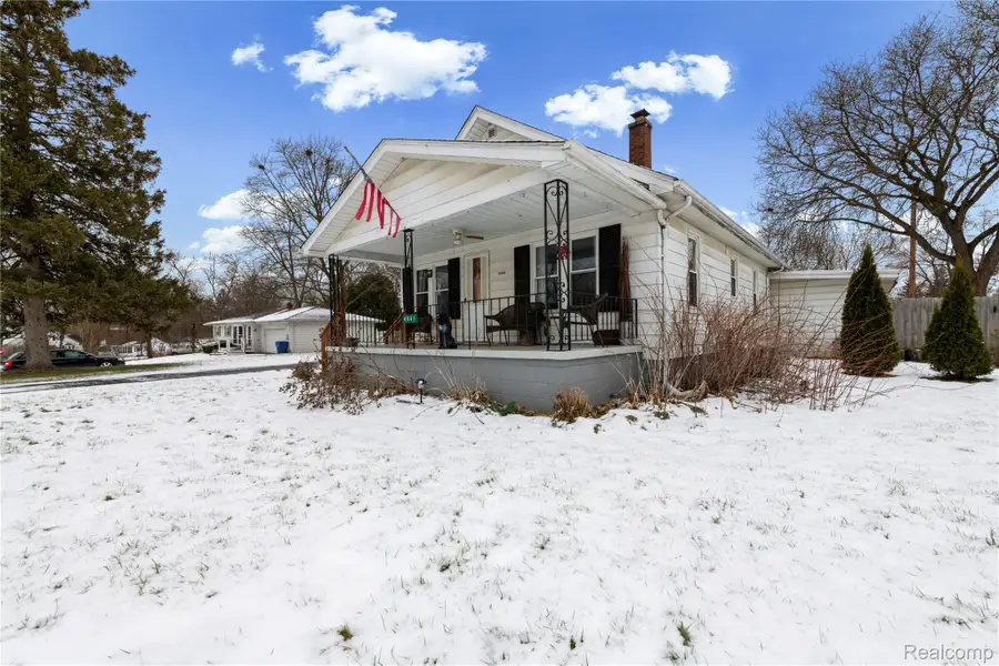 4841 Kempf Street, Waterford, MI 48329 - Image #2