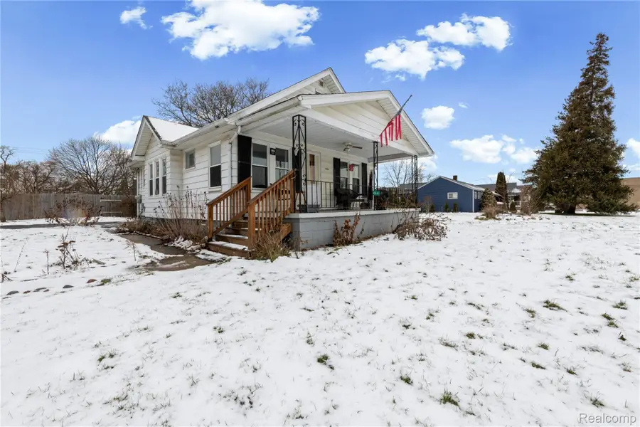 4841 Kempf Street, Waterford, MI 48329 - Image #3