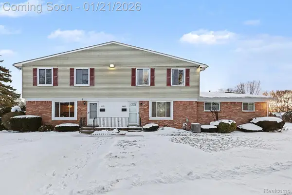 24570 Quad Park Lane, ClintonTownship, MI 48035