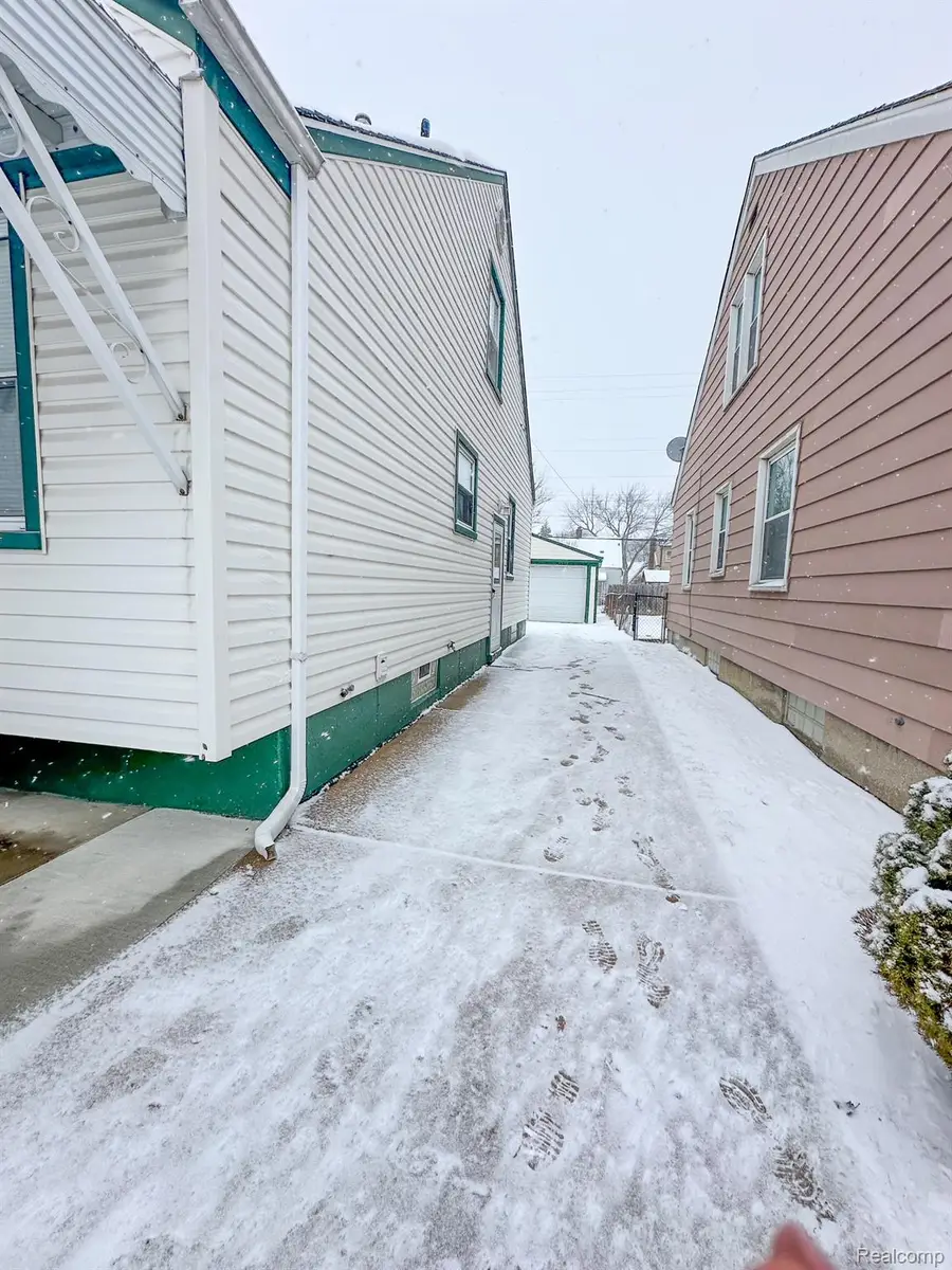 782 Cleveland Avenue, Lincoln Park, MI 48146 - Image #3