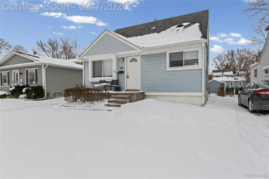 125 Tecumseh Street, Clawson, MI 48017 - #3
