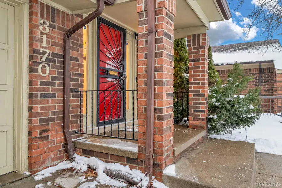 3170 Woods Circle, Detroit, MI 48207 - Image #3
