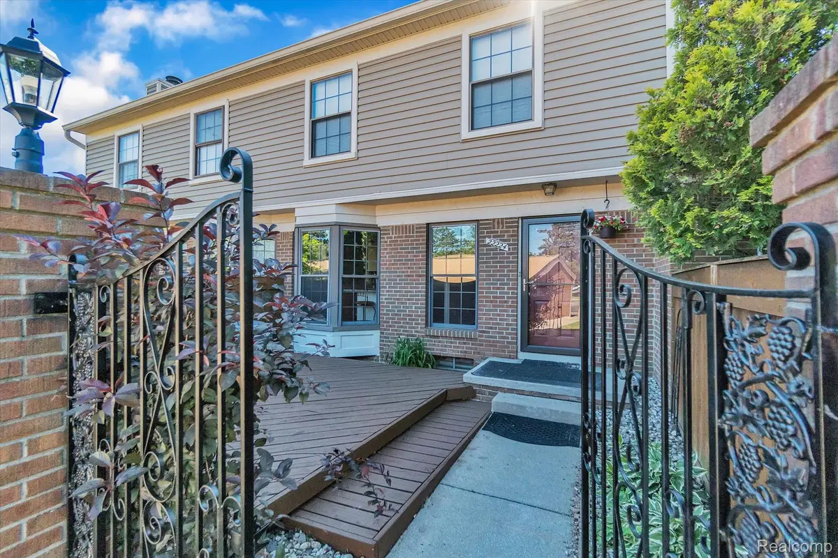 22224 Edgewater, Novi, MI 48375 - Image #1