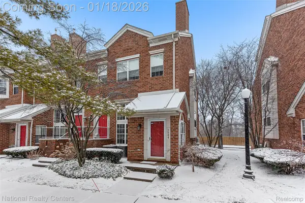 1524 Maryland Club Drive, RoyalOak, MI 48067