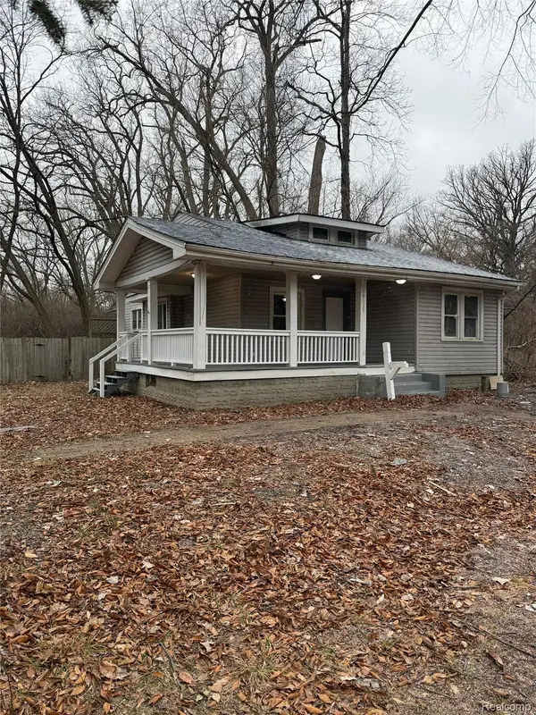 19335 Lenore, Detroit, MI 48219