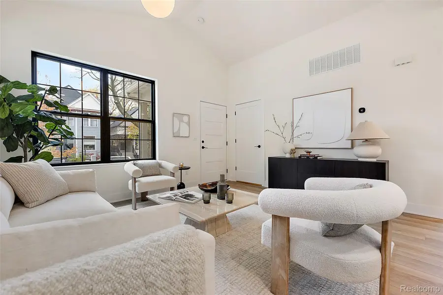 1716 Fischer Street, Detroit, MI 48214 - Image #3