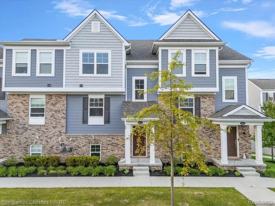 4953 Treeside Lane, Troy, MI 48098 - Image #2
