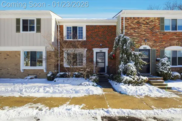 4956 Coventry Road, RoyalOak, MI 48073