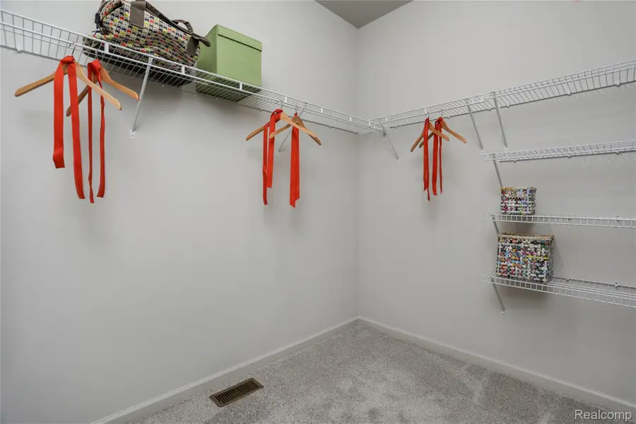 2352 Provencal Drive, Commerce Township, MI 48382 - Image #3