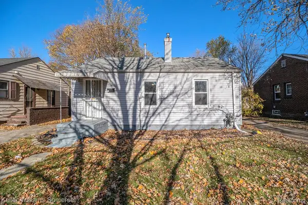 18591 Kingsville Street, HarperWoods, MI 48225