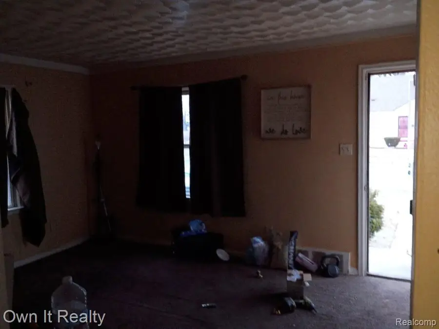 8645 Fielding Street, Detroit, MI 48228 - Image #2