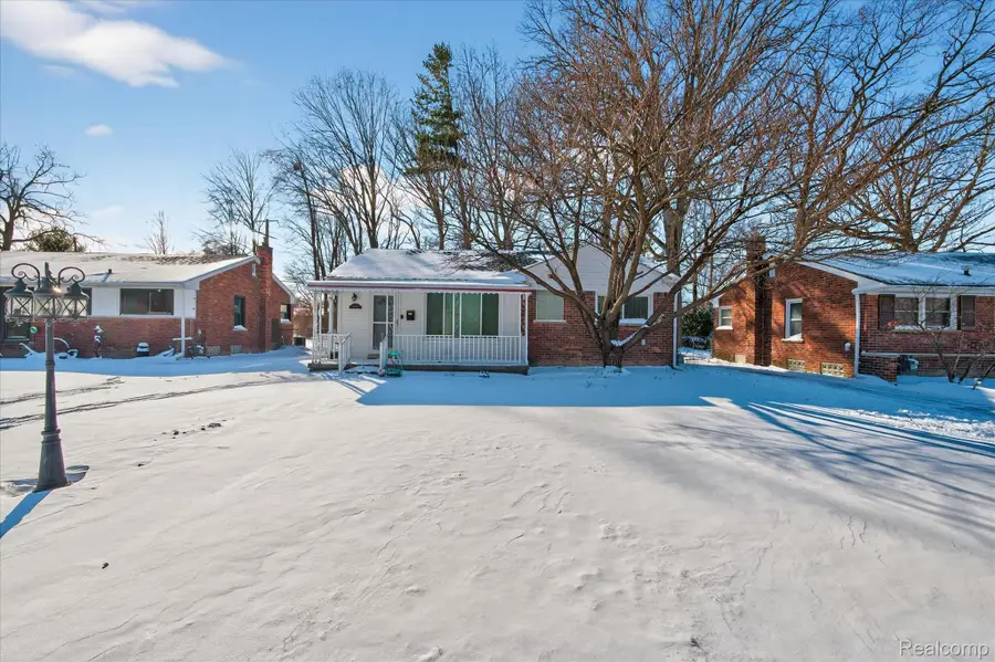 19145 Snow Avenue, Dearborn, MI 48124 - Image #3