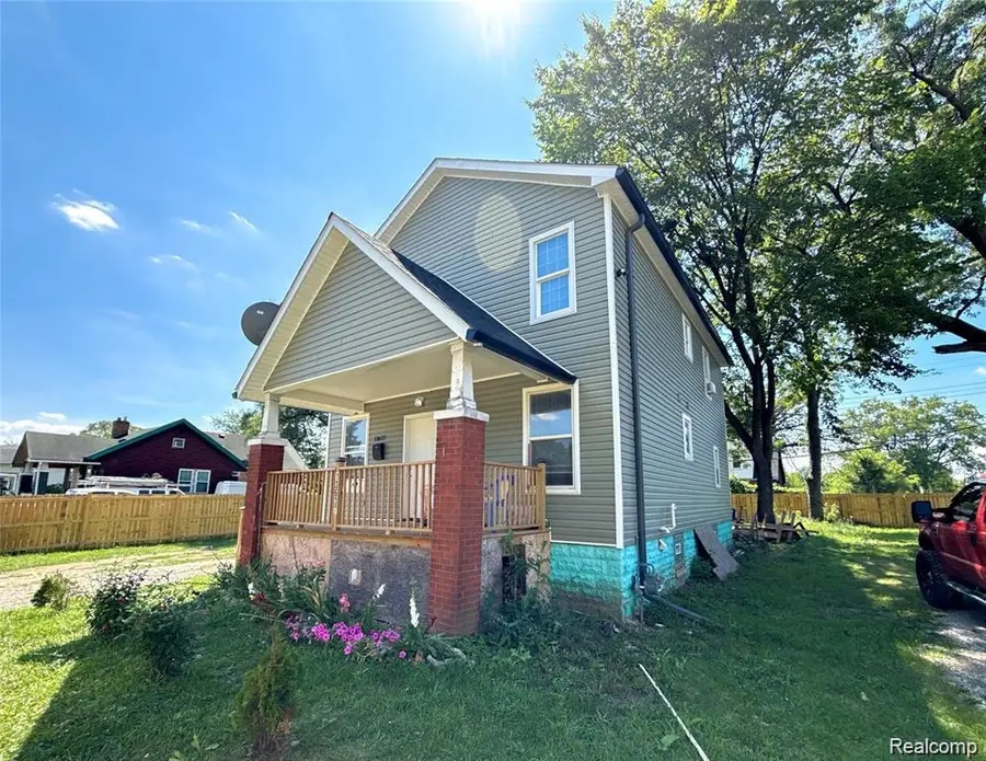 13637 Manor Street, Detroit, MI 48238 - Image #2