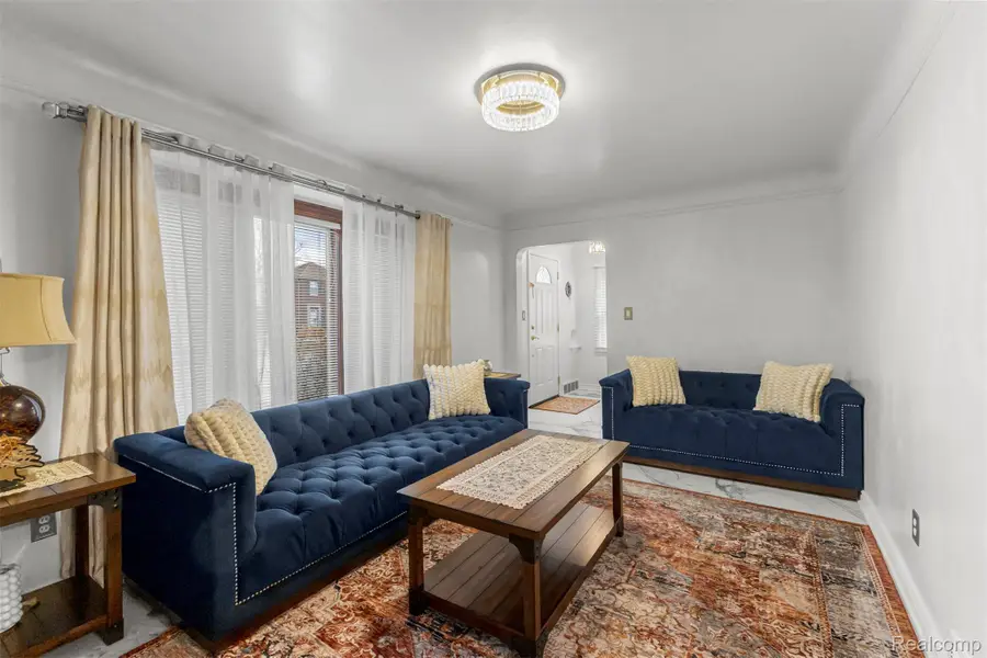 1803 N Rosevere Avenue, Dearborn, MI 48128 - Image #3