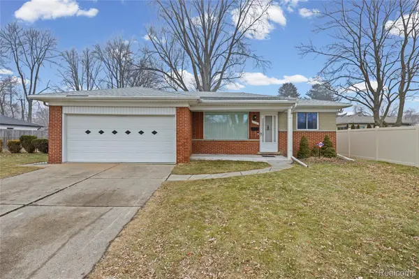 24149 Harvard Shore Drive, StClairShores, MI 48082