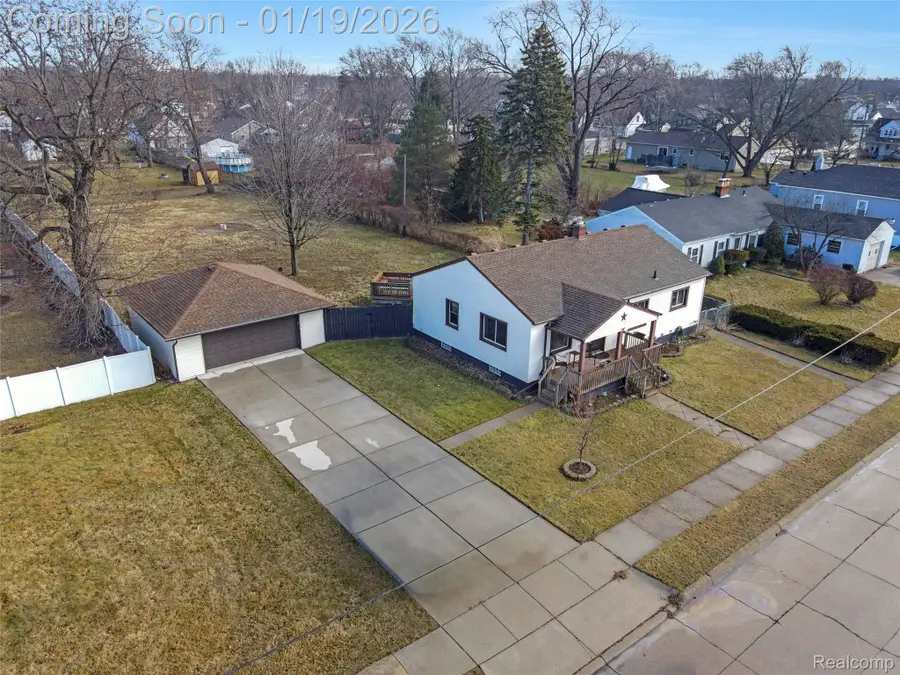 26690 Fernwood Street, Roseville, MI 48066 - Image #2