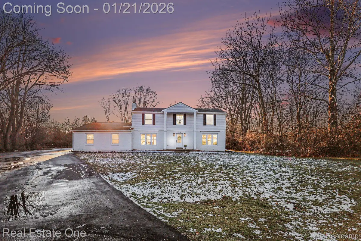 3472 Winchester Road, West Bloomfield, MI 48322 - Image #1