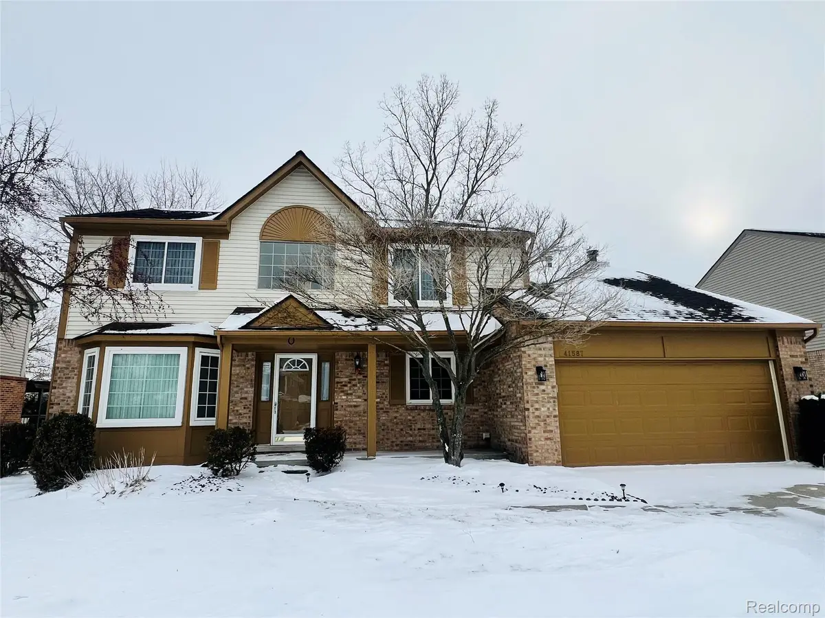 41587 Pheasant Creek Drive, Canton, MI 48188 - Image #1