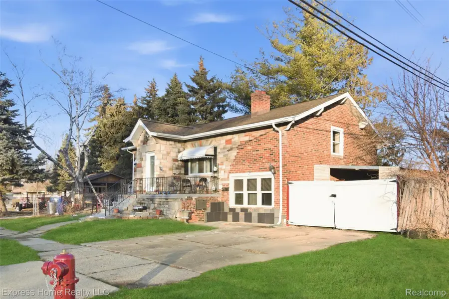 24932 Marigold Avenue, Warren, MI 48089 - #2