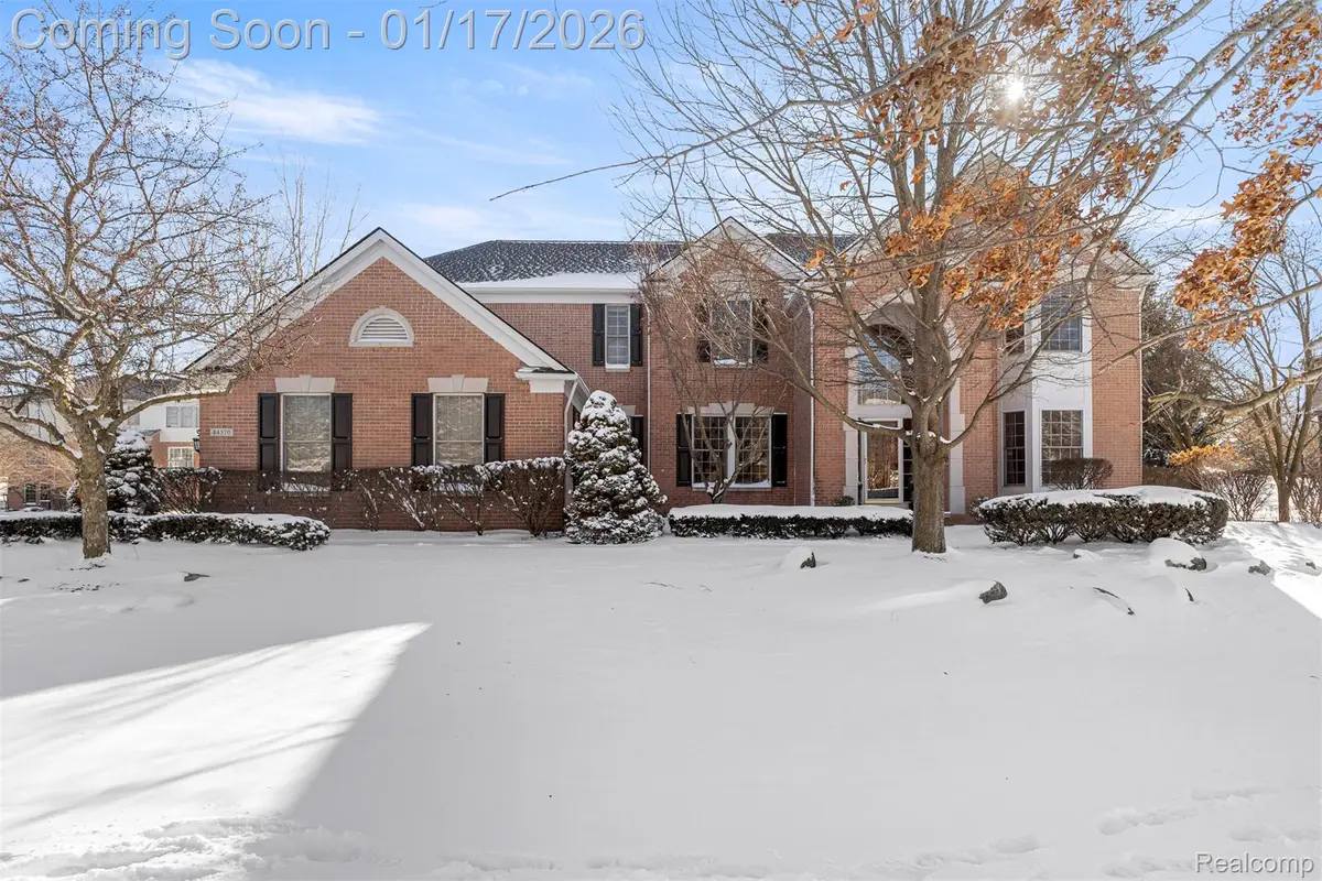 44570 White Pine Circle W, Northville, MI 48168 - Image #1