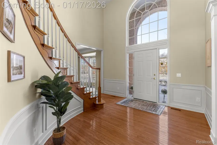 44570 White Pine Circle W, Northville, MI 48168 - Image #3