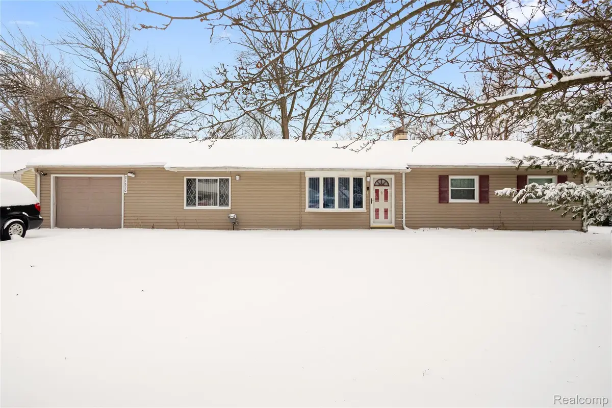 21510 Remick Drive, Clinton Township, MI 48036 - Image #1