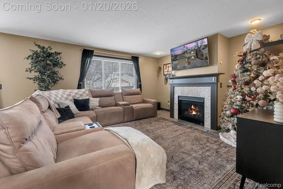 22625 Ridgeway Street, Saint Clair Shores, MI 48080 - Image #3