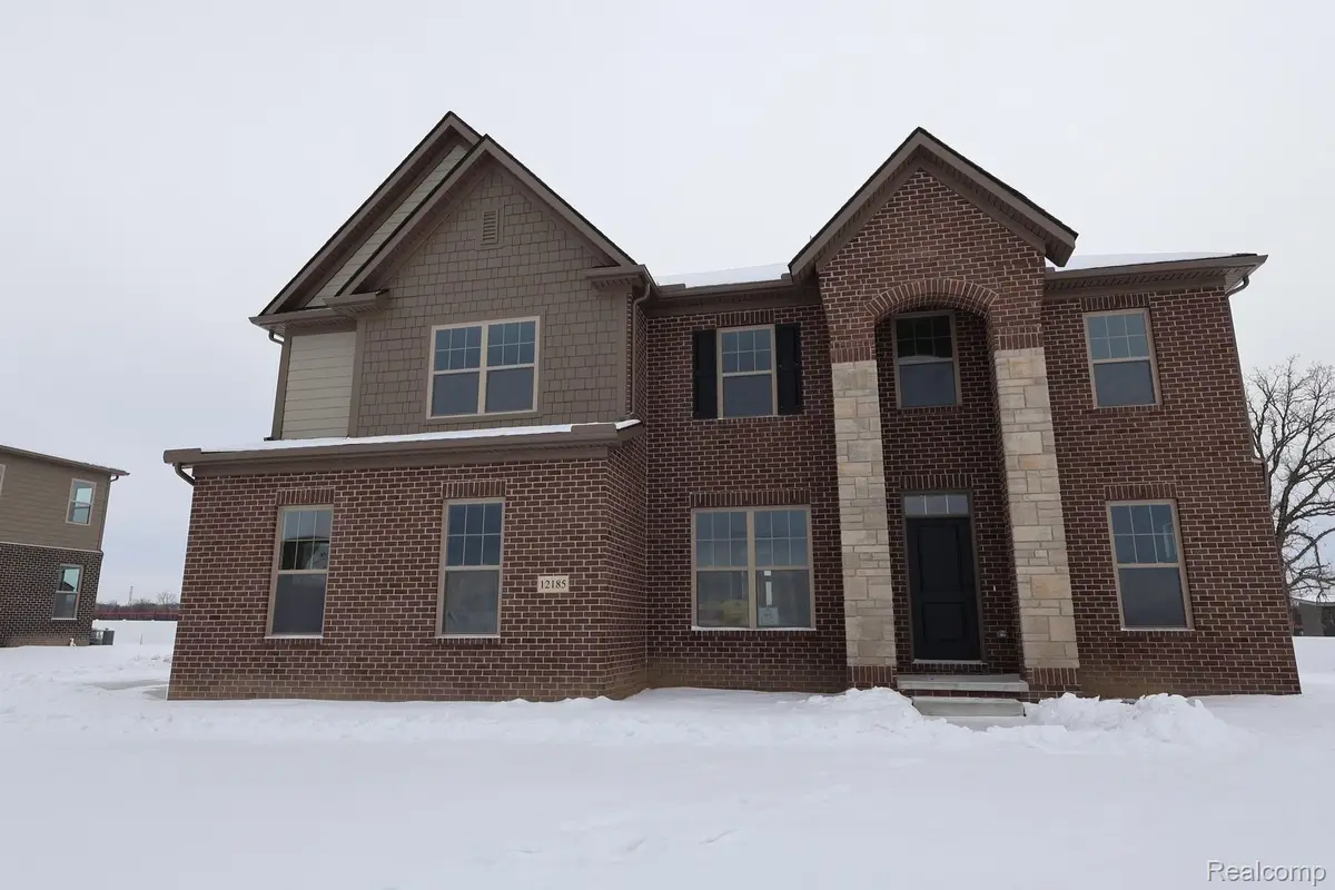 12185 Moore Lane, Washington, MI 48094 - Image #1