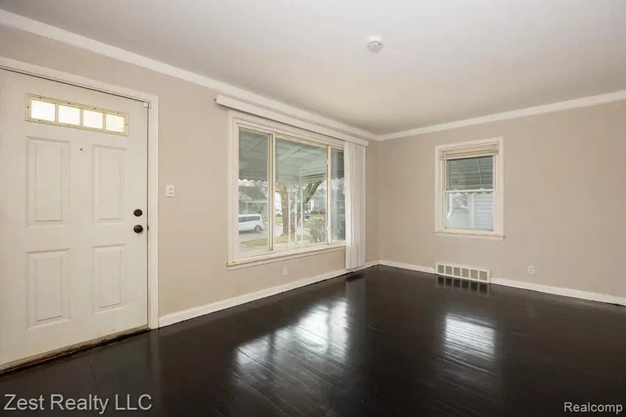 18771 Woodland Street, Harper Woods, MI 48225 - Image #3