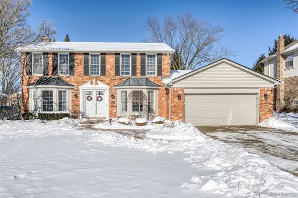 42134 Waterfall Road, Northville, MI 48168