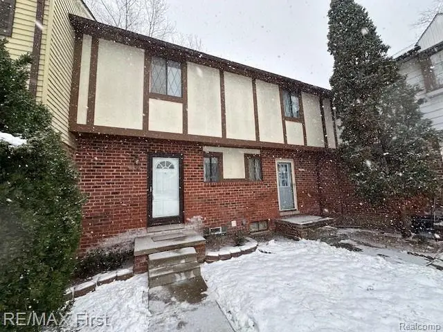 8524 Hickory Drive, Sterling Heights, MI 48312 - Image #2