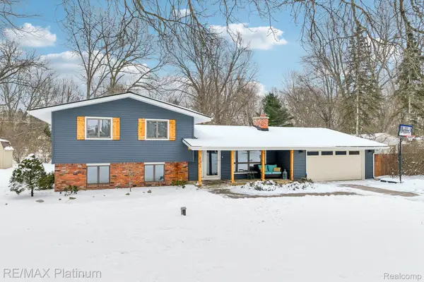 22630 Sandra Street, SouthLyon, MI 48178