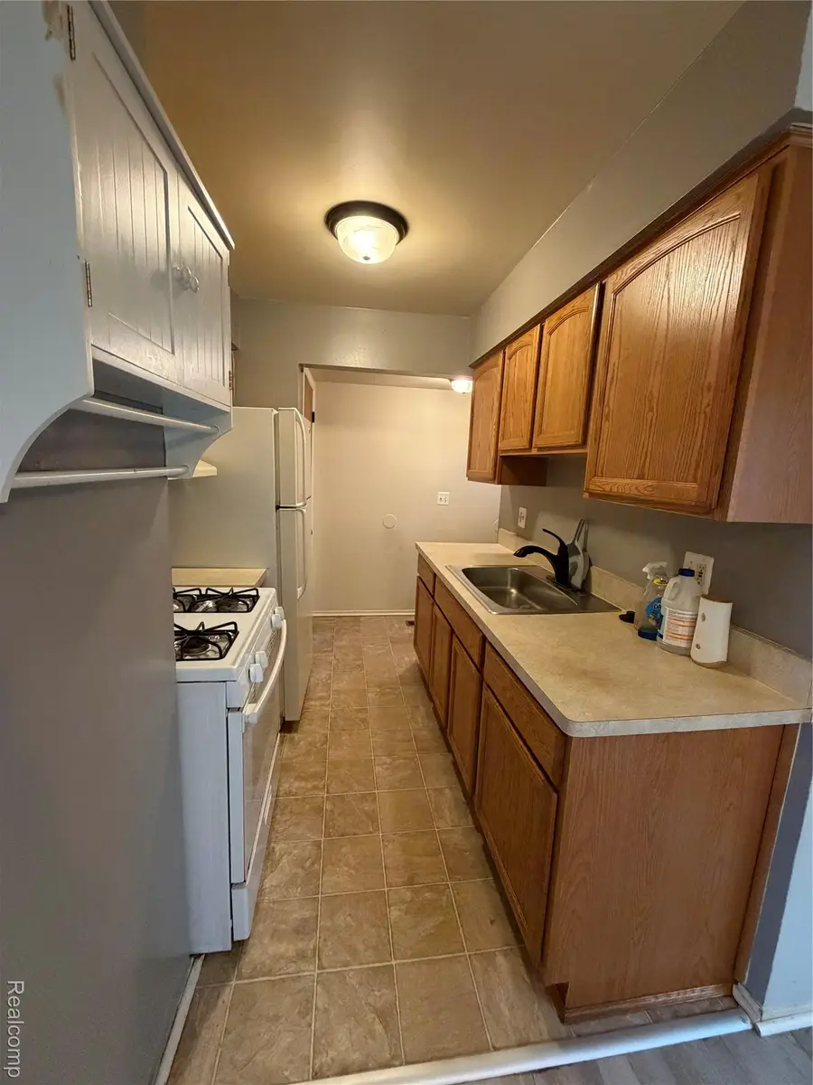 9690 Cornell, Taylor, MI 48180 - #3