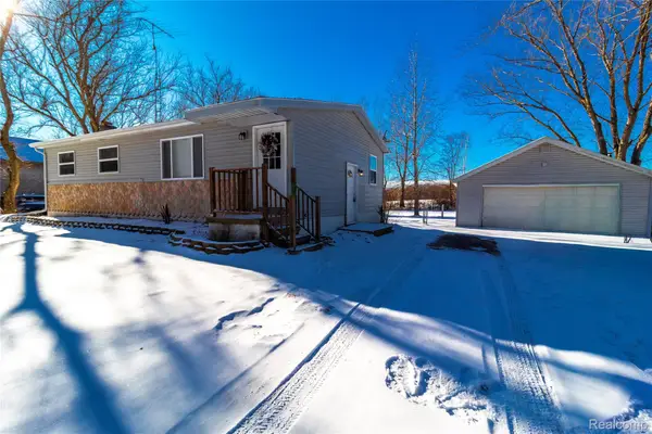 8353 Gale Road, Otisville, MI 48463