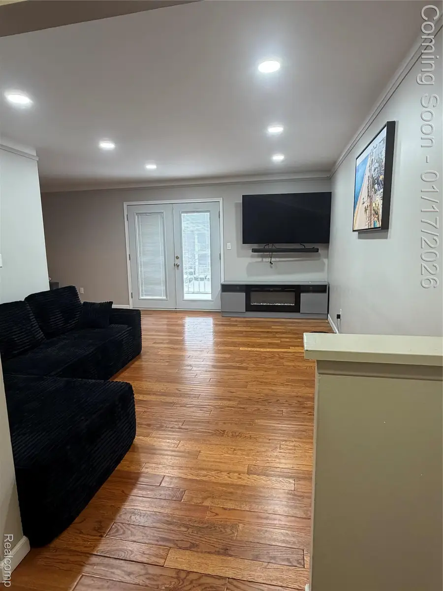 1700 Monticello Street #8, Trenton, MI 48183 - Image #3